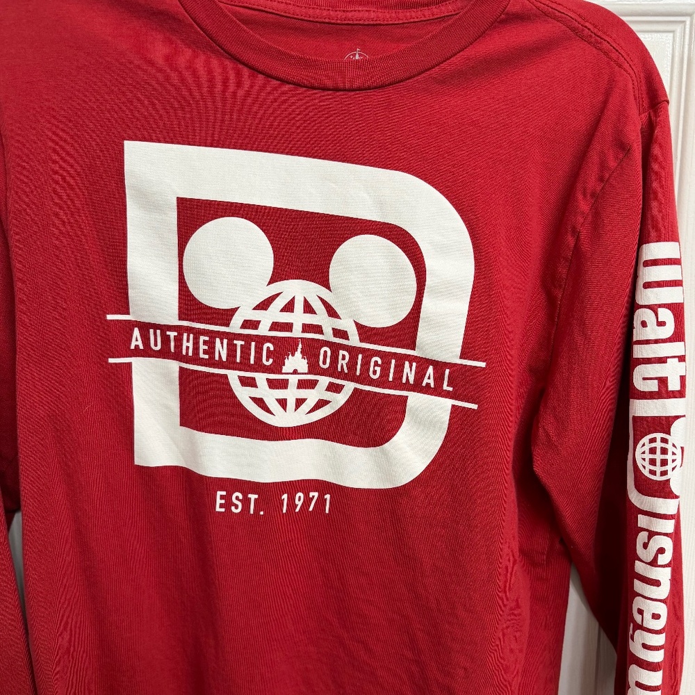 Unisex Long Sleeve Epcot Center t shirt, Dark red, Size M, Disney